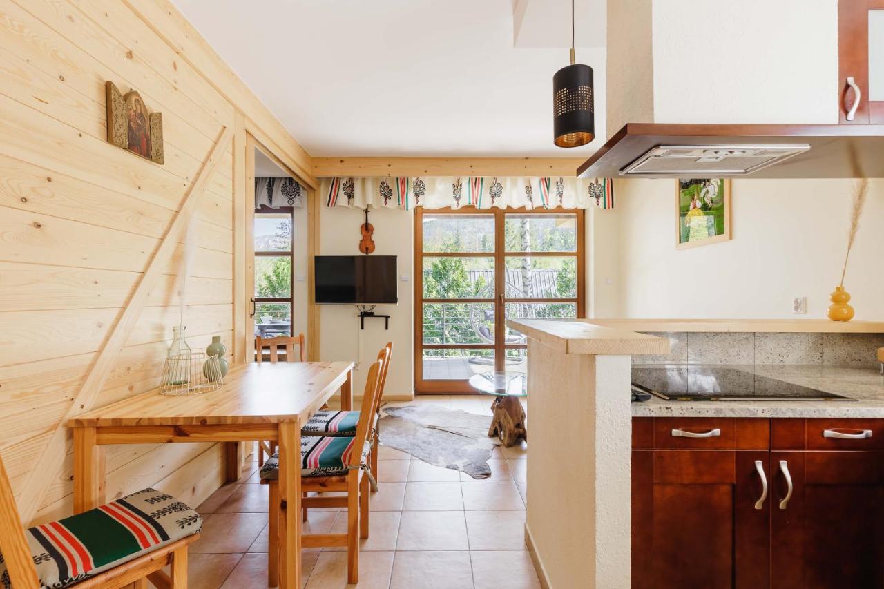 Apartamenty Chata Pod Reglami Zakopane Esterno foto